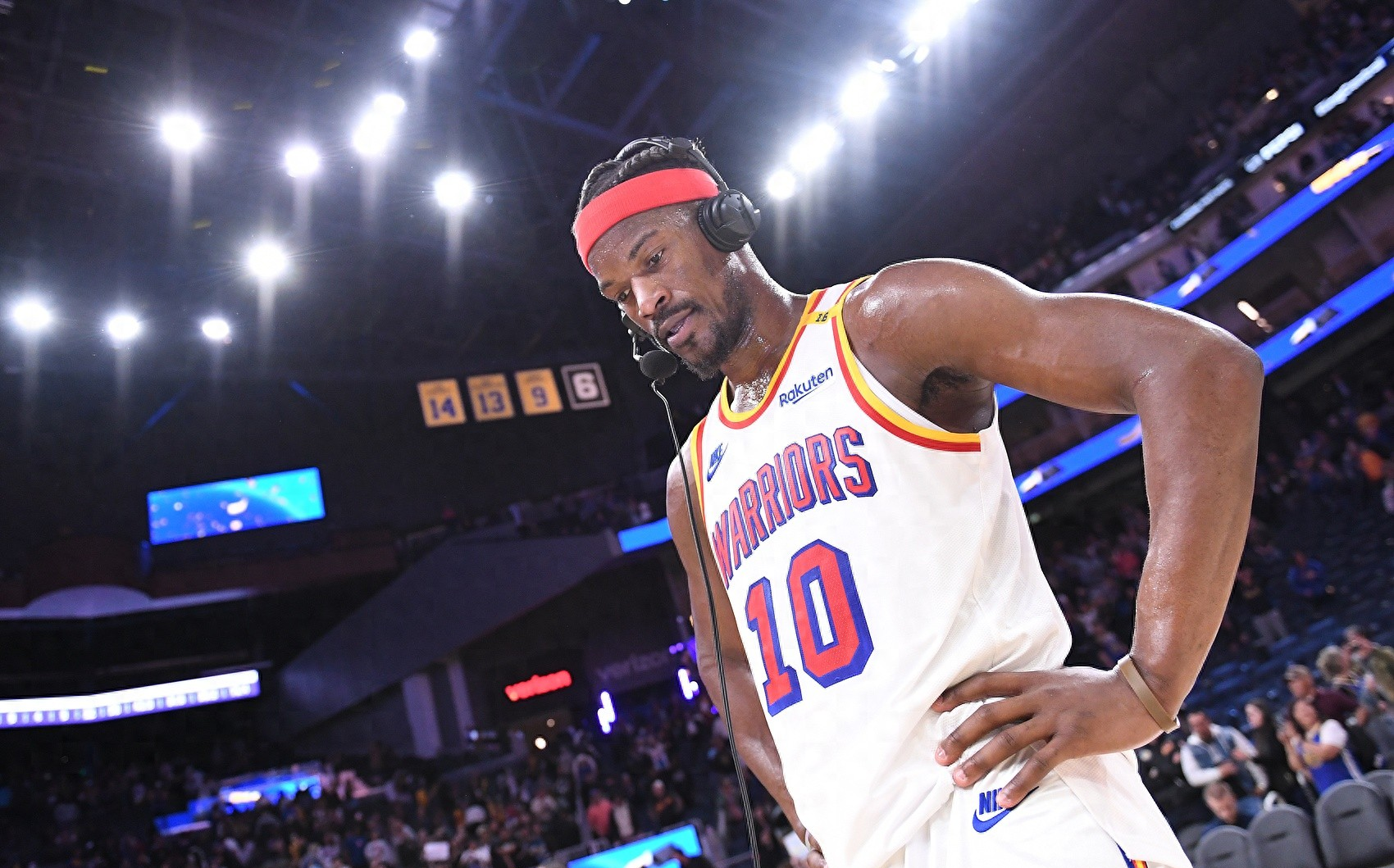 乐鱼-巴特勒迎来十赛季出色发挥，FPX观众热烈欢呼！引发球迷热议-乐鱼