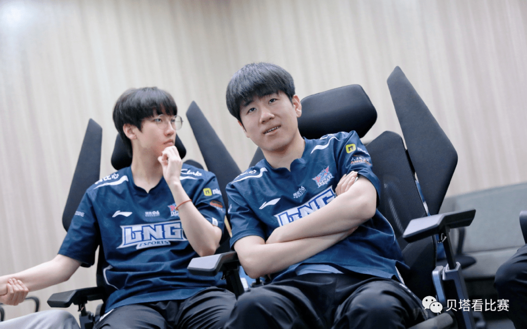 险胜引发热议！，Scout在勇士比赛中险胜引发球迷热议