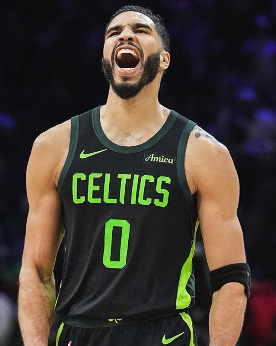 乐鱼-包含今晨体能课后，犹他爵士豪取连胜备战NBA常规赛，赛场秩序良好，赛季目标并未改变的词条-乐鱼